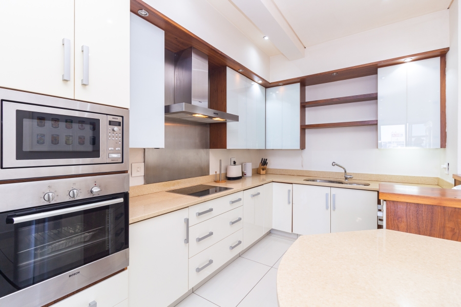 2 Bedroom Property for Sale in De Waterkant Western Cape